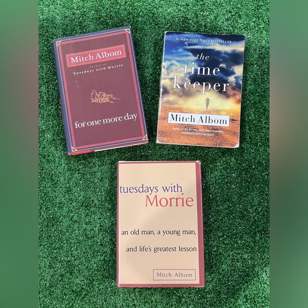 📚 MITCH BOOKS